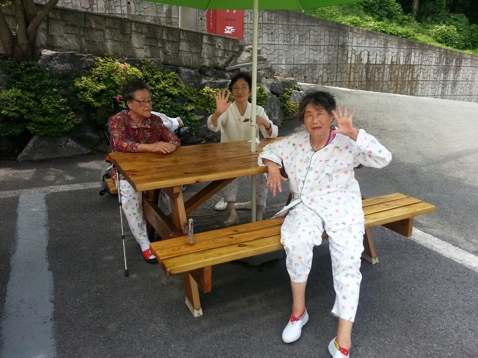 꽃보다 어르신