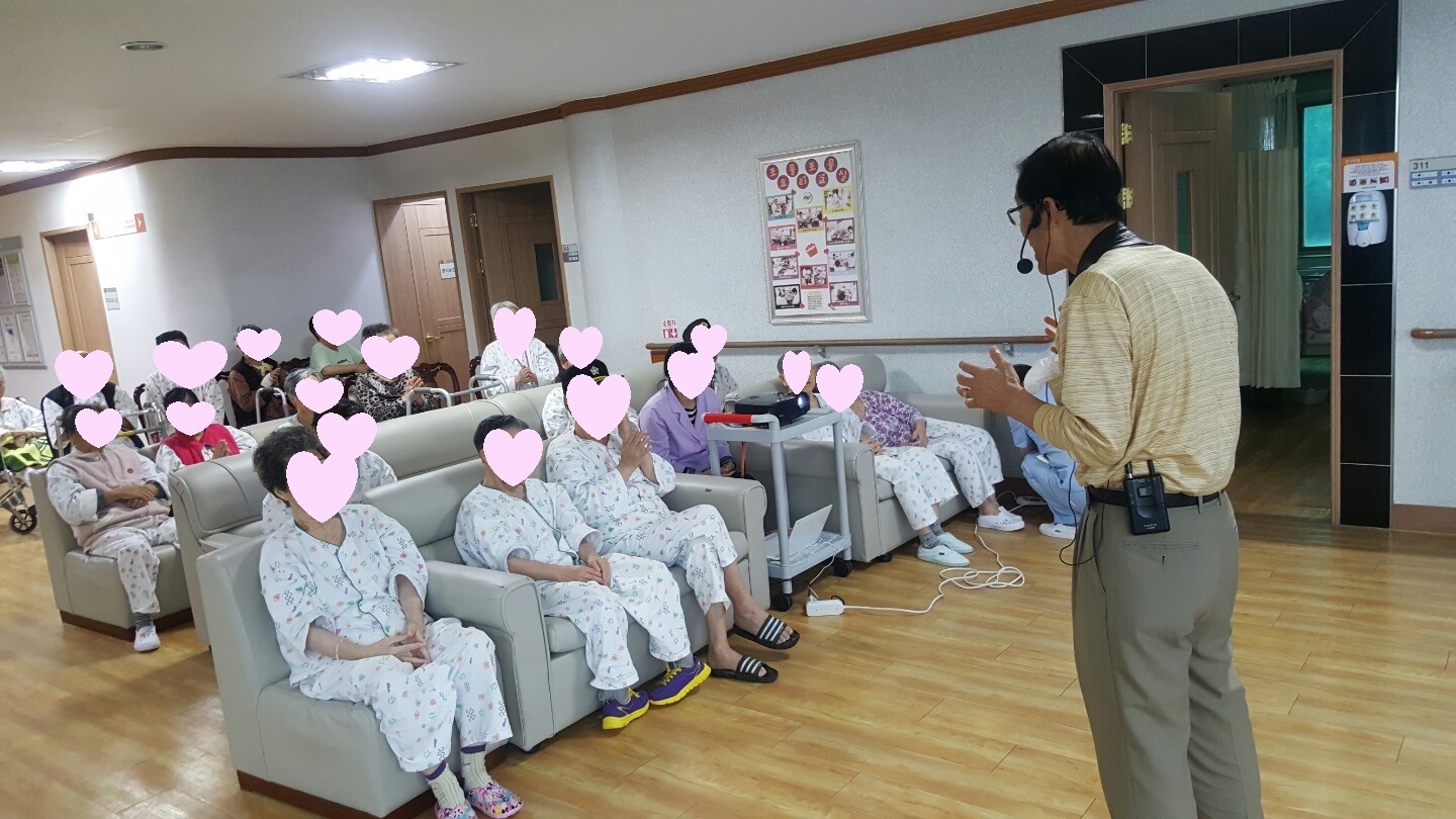 색소폰연주와 마술공연