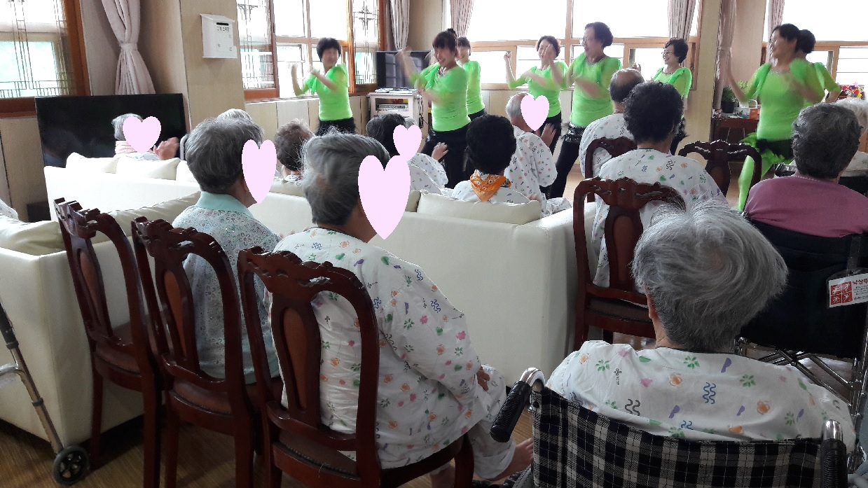 라인댄스 공연