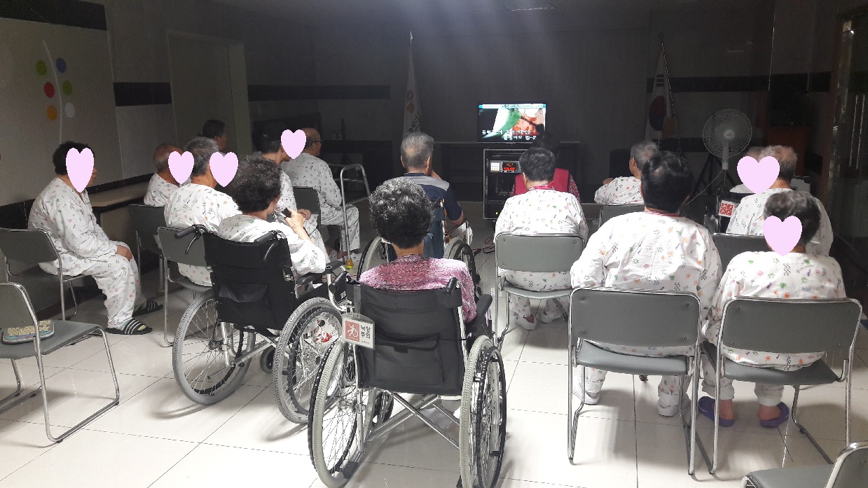오늘은 내가 가수