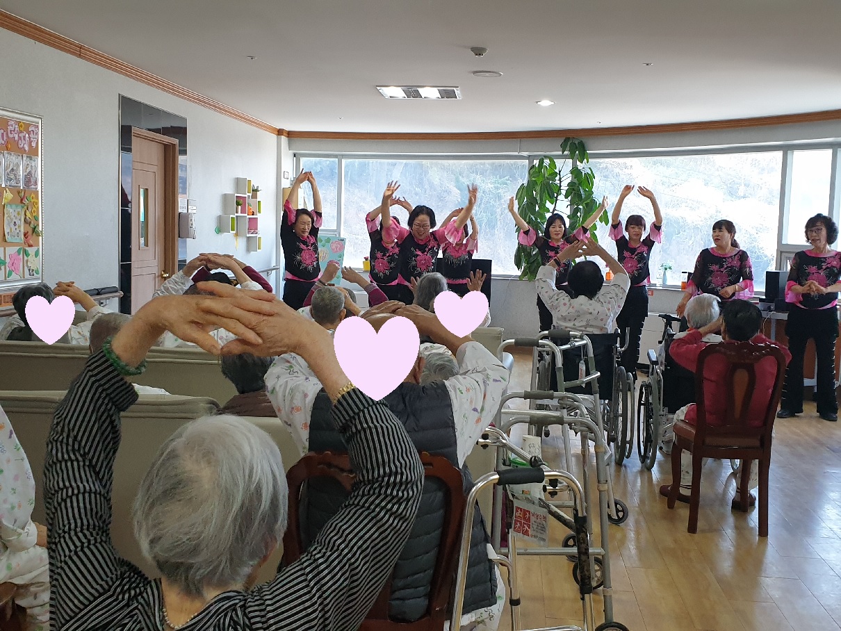 라인댄스공연