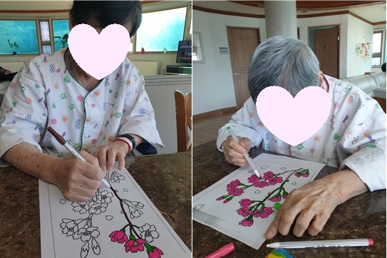 벚꽃색칠하기