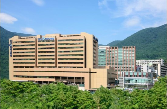 동아대학병원과 협약식-2010년10월13일